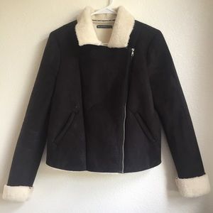 Brandy Melville 100% Polyester Fur Coat/Jacket